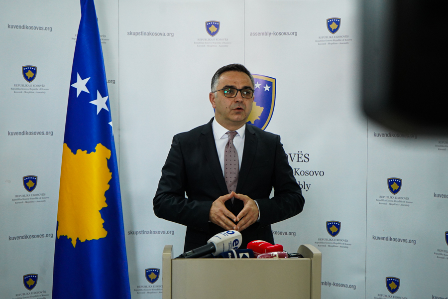 Tahiri i AAK së  Nuk marrim pjesë në seancën për president ku propozohen dy kandidatë prej një partie