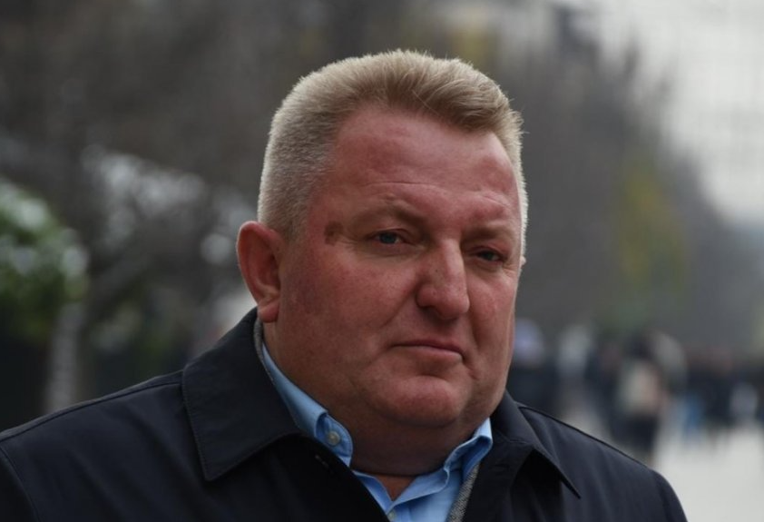 Berisha i PDK së i reagon Abdixhikut  e njëjtëson me Kurtin dhe Osmanin