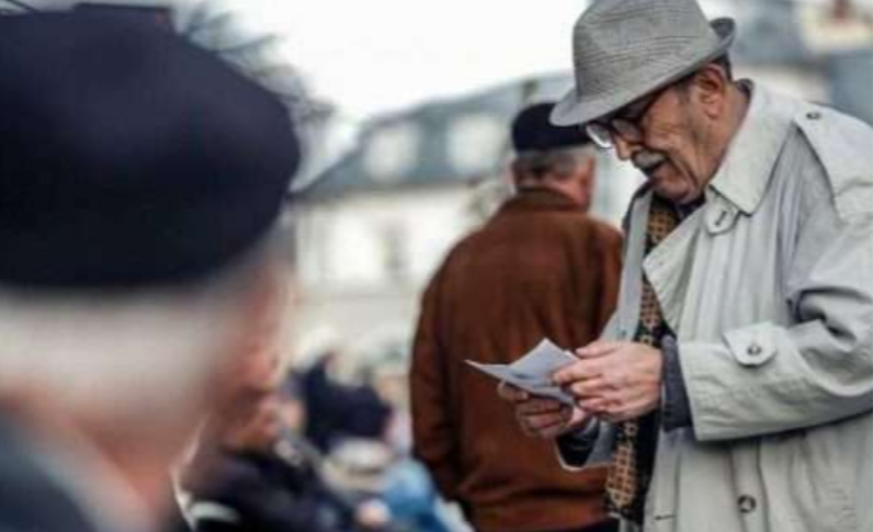 Ekzekutohen pagesat për veteranë  pensione të përkohshme dhe ato familjare