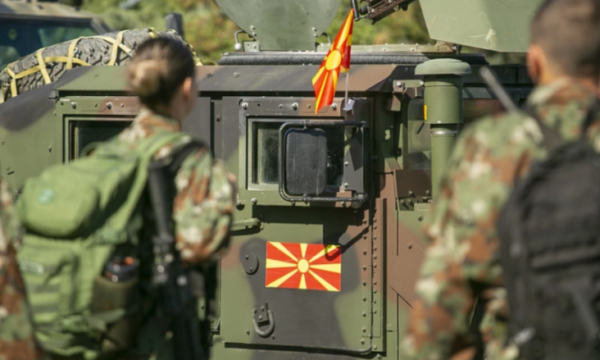 Shfaqet sëmundja e zgjebes tek ushtarët e Maqedonisë  URMV  Është sjellë nga jashtë