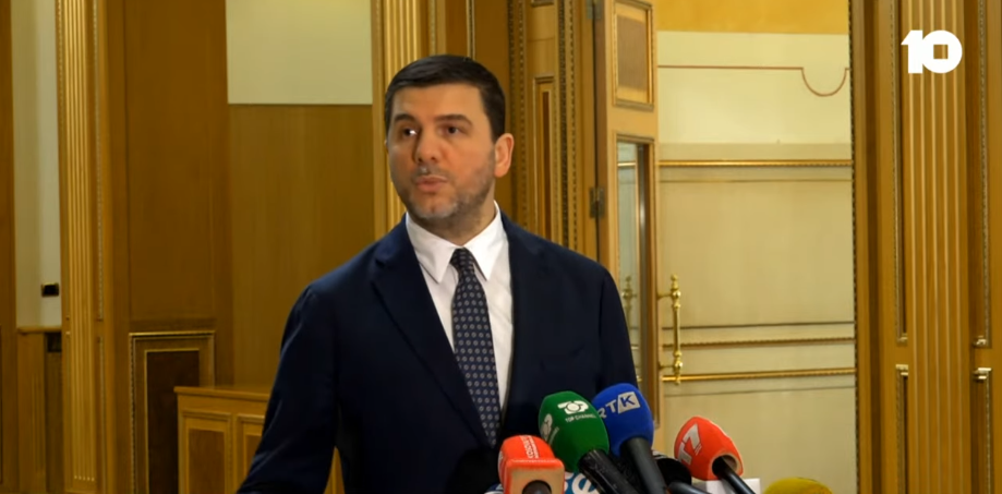 Krasniqi thirrje sërish Osmanit  Shpalli zgjedhjet sa më parë  mos humb kohë