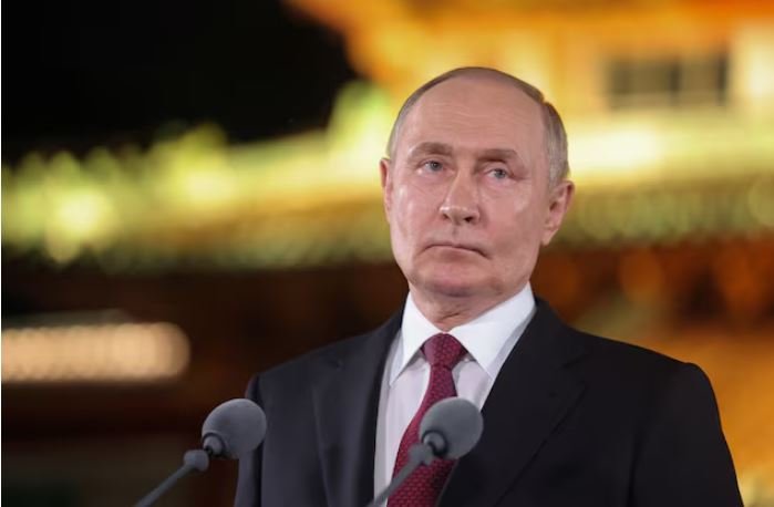 Rusia mban paradë të kufizuar të Ditës së Fitores mes masave të rrepta të sigurisë në Moskë