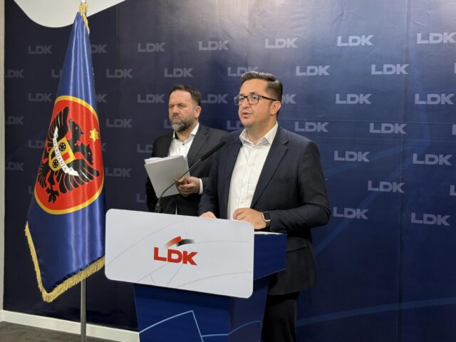  Me mujt  sot   Besian Mustafa flet për rikthimin e Osmanit në LDK