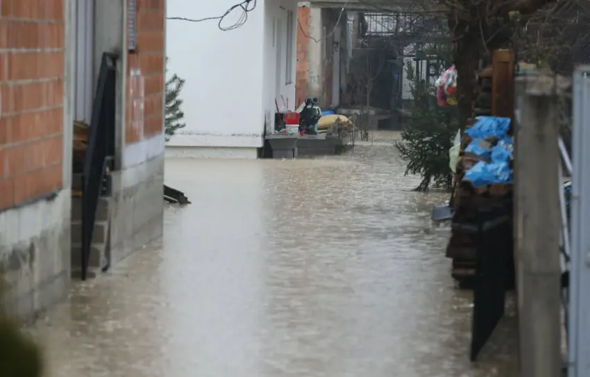 Kryetari i Rahovecit për vërshimet e sotme  Instituti Hidrometeorologjik ka dështuar