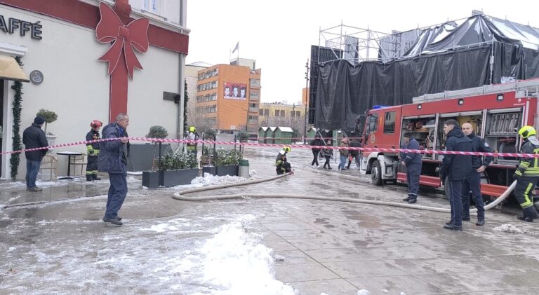 Përfshihet nga zjarri depoja e ish Hotel Unionit