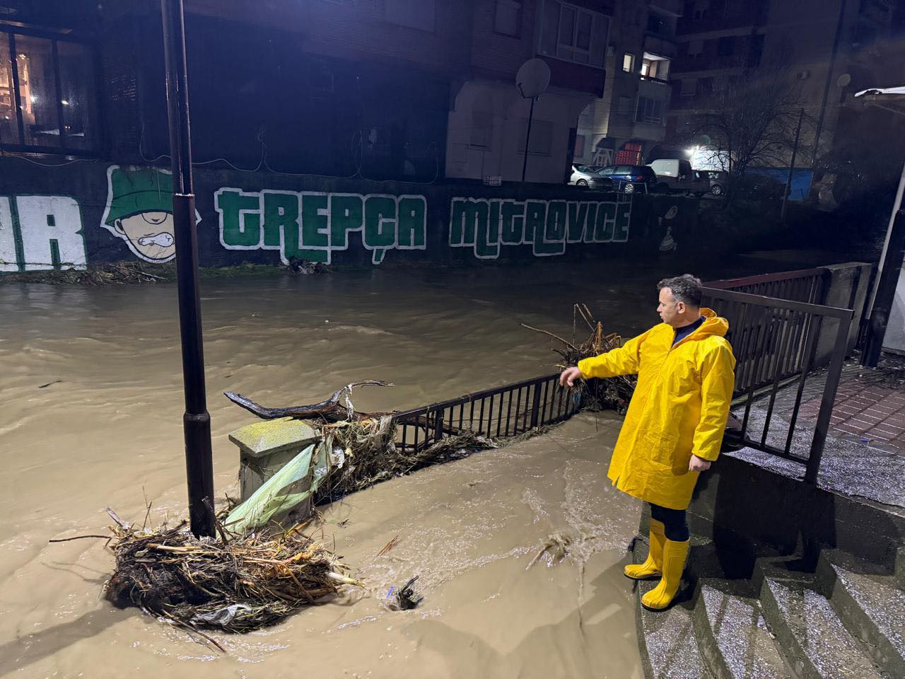 Stabilizohet situata me vërshimet në Mitrovicë  Peci ndan detaje