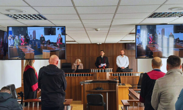 6 vjet e gjysmë burgim për policin që shkaktoi aksidentin ku vdiqën tre persona