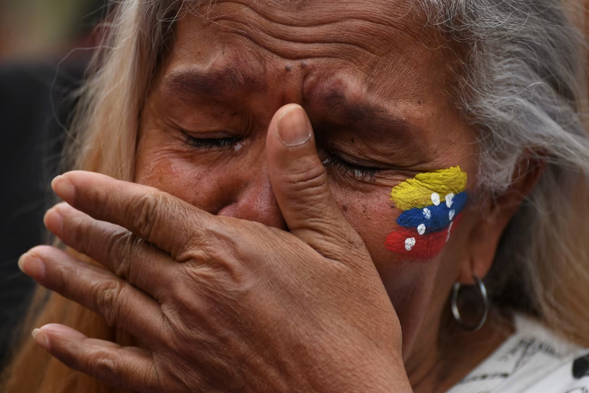 Lot gëzimi e protesta në Venezuelë pas kapjes së Maduros nga ShBA ja