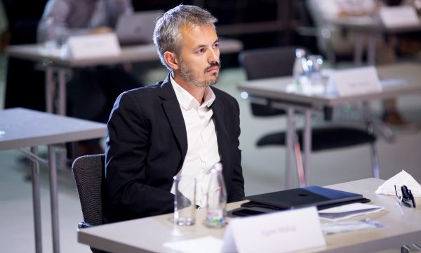 Agon Maliqi  Nëse Thaçi e Mustafa do ta bënin këtë që bëri Kurti sonte  si do e quante ai dhe pse pikërisht grusht shteti