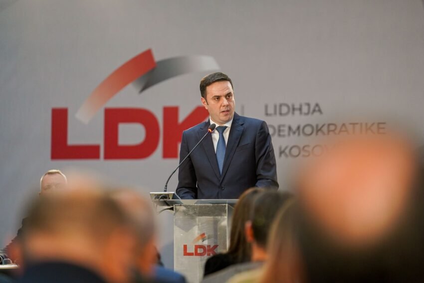 Delegatët e LDK së tërheqin mbi 10 nënshkrime nga iniciativa për shkarkimin e Abdixhikut