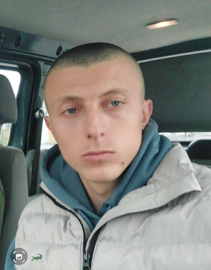 Zhduket një 17 vjeçar në Mitrovicë   Familja kërkon ndihmë për gjetjen e tij