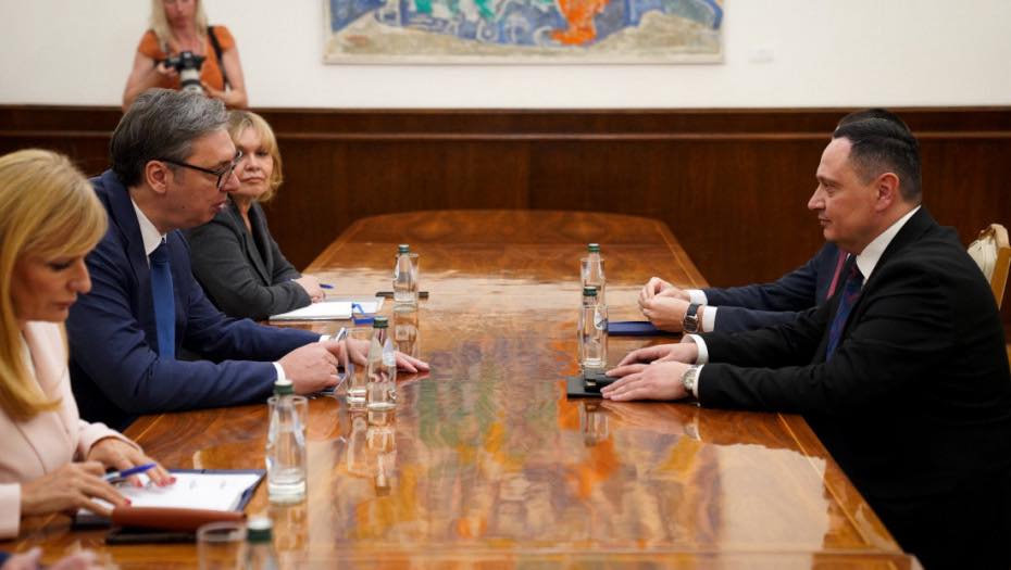 Kryetari i Bujanocit zbulon kërkesat në takimin me Vuçiqin