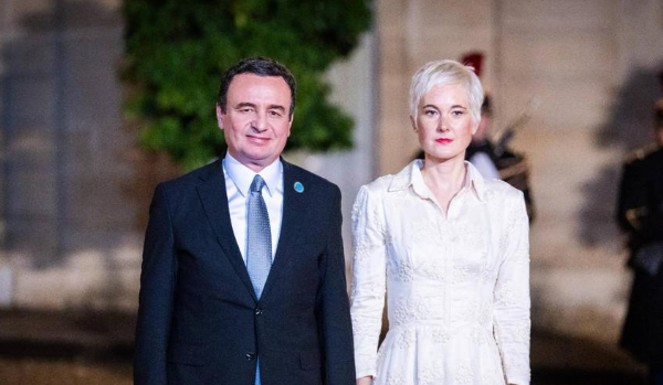 Ana tjetër e pasurisë së Kurtit  mbi 72 mijë euro paga vjetore bashkë me gruan   banesa në Oslo 530 mijë euro