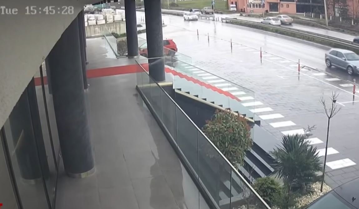 Del para Apelit polici i akuzuar për aksidentin ku vdiq 26 vjeçarja në Pejë