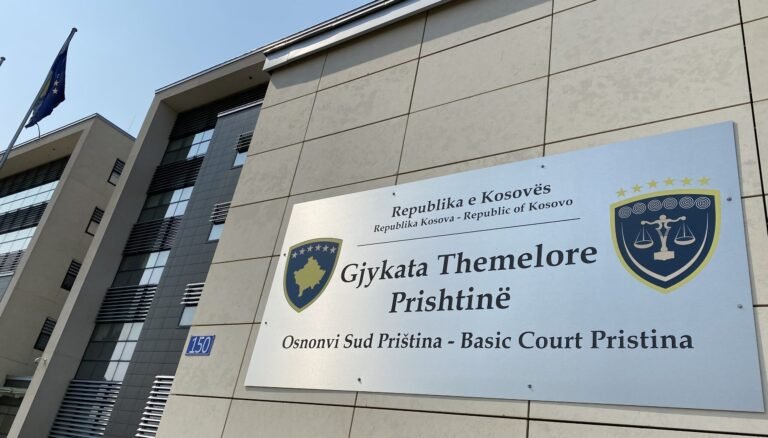 Gjykata në Prishtinë refuzon paraburgimin ndaj tre të pandehurve  cakton masa të tjera sigurie