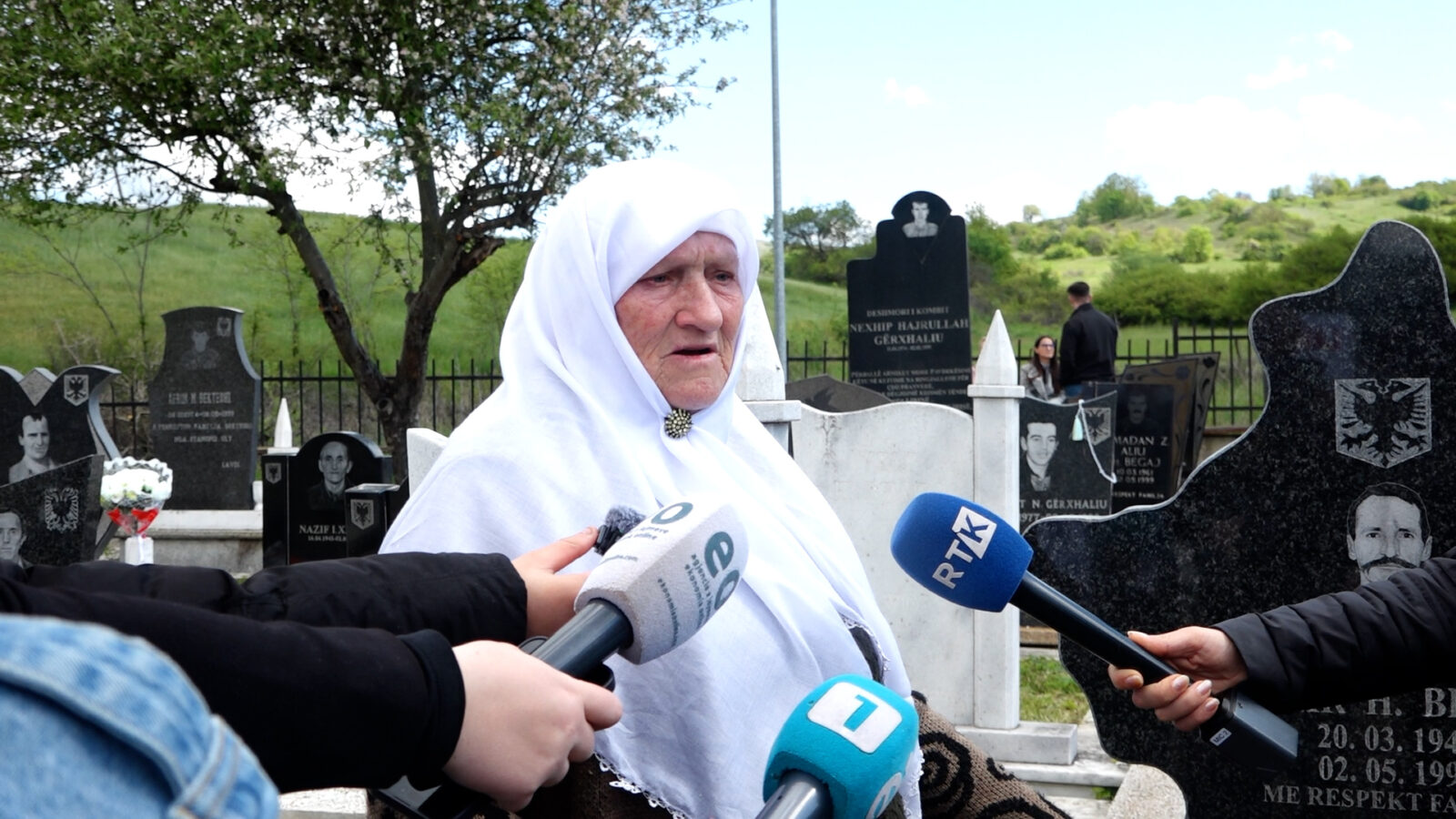 27 vite nga Masakra e Studimes  familjarët e të vrarëve rrëfejnë tmerret   kërkojnë drejtësi
