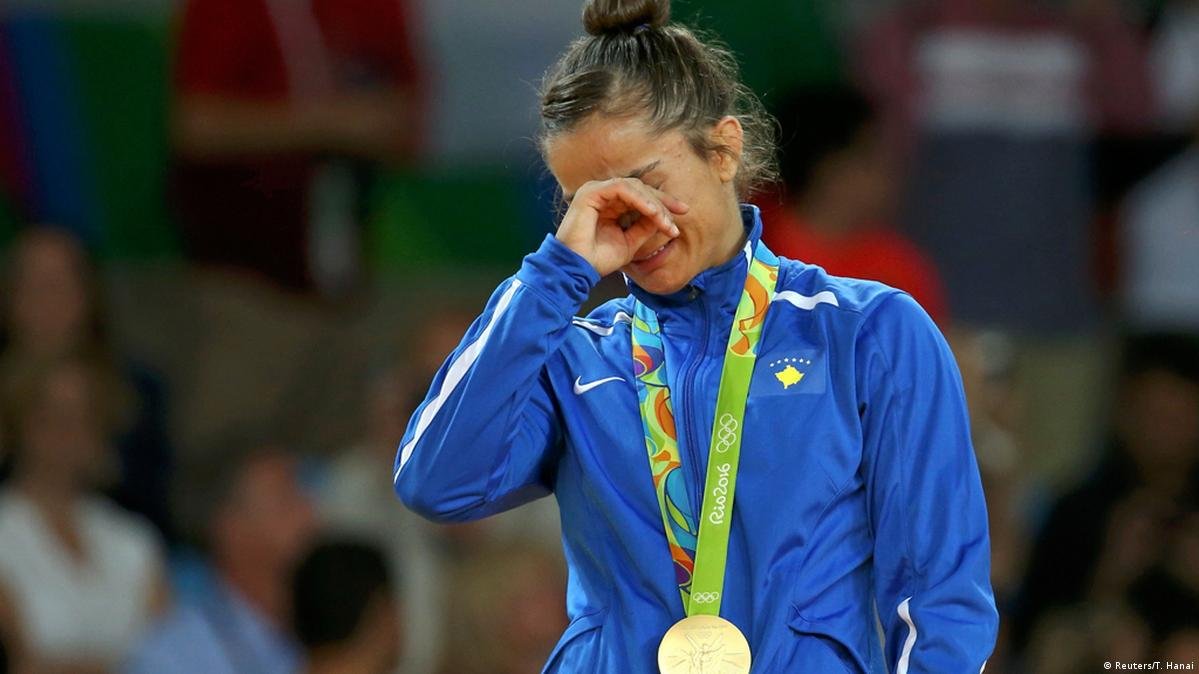 Majlinda Kelmendi  kampionia që i solli Kosovës lavdi botërore  feston ditëlindjen