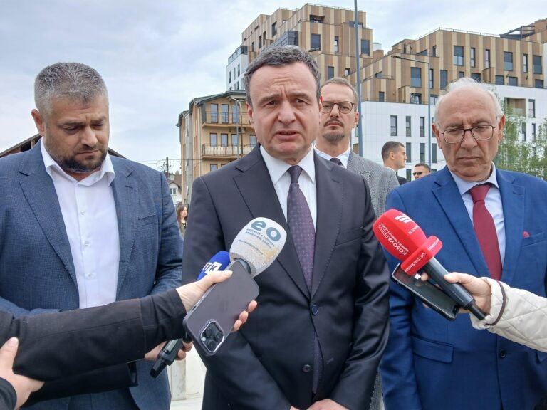 Kurti  Bahri Fazliu ishte luftëtar i orëve të para të përpjekjeve tona çlirimtare