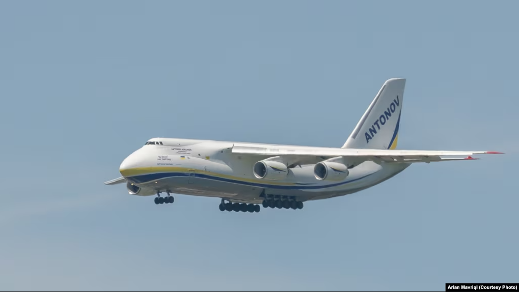 Antonov në Kosovë  Krejt çfarë dihet për fluturimin e avionit të madh transportues