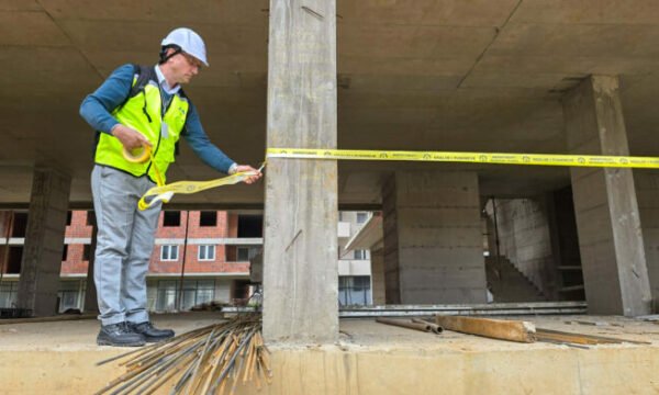 Inspektorati i Punës ndalon 126 punime në sektorët me rrezikshmëri