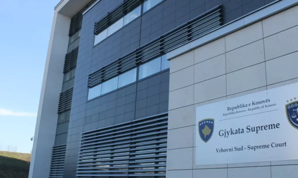 Supremja mohon vonesat në trajtimin e ankesave për paraburgim
