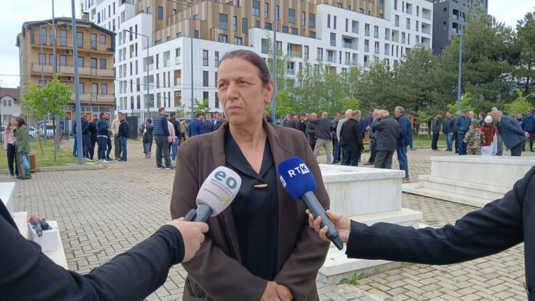 Motra e Bahri Fazliut  Jam krenare për të  por më vjen keq që nuk e priti lirinë