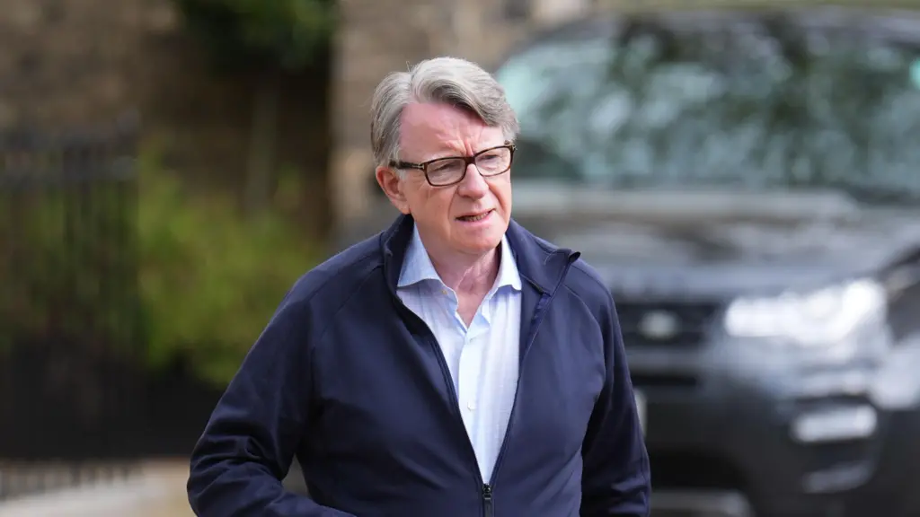 Publikohen mbi 1 mijë faqe dokumente për emërimin e Mandelson si ambasador në ShBA