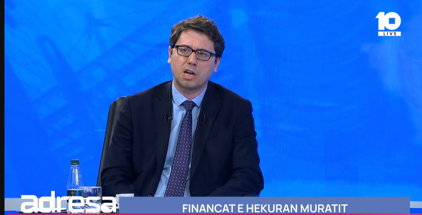 Murati e jep lajmin në  ADRESA   Të gjitha bizneset do të kenë arkat fiskale digjitale