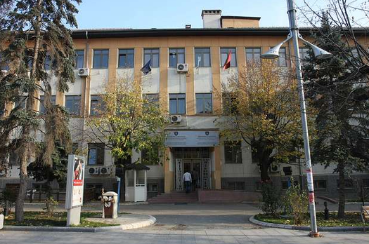 Përfitues të paidentifikuar dhe pagesa të vonuara   Auditori evidenton mangësi në Ministrinë e Bujqësisë