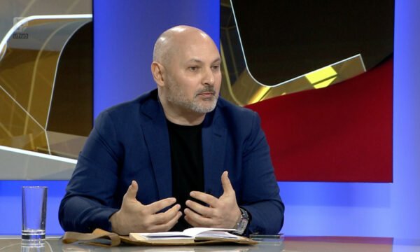 Gazetari kroat  Firmat e Veselinoviqit po kryejnë punë e po paguhen nga buxheti i  Republika Srpskas 