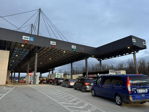 Ardhja e mërgatës  shtohen kolonat në kufi me Kosovën