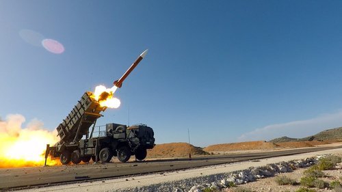 Katër aleat të NATO s do të porosisin raketa  Patriot  për forcimin e Ukrainës