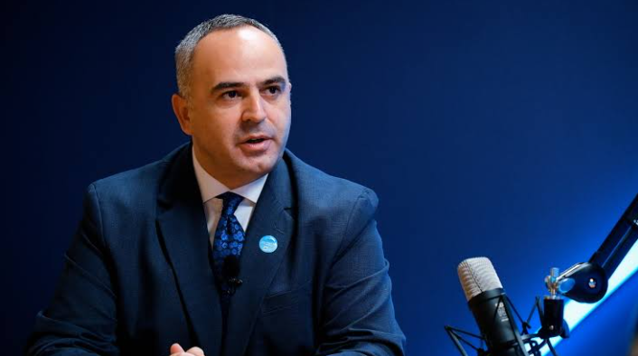 Manaj  Verifikimi i nënshkrimeve për Kuvendin e jashtëzakonshëm drejt fundit  kryetari e cakton datën