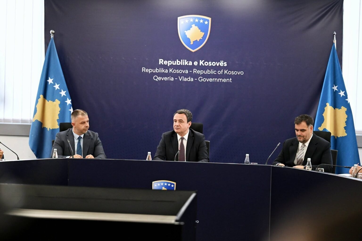 Kurti kërkon zhbllokimin e 2 1 milionë eurove për shqiptarët e Luginës së Preshevës dhe Sanxhakut