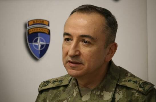 Intervistë me Ozkan Ulutash  Kush e kërcënon Kosovën  si mbrohet ajo dhe pse KFOR komunikon shpesh me Serbinë 