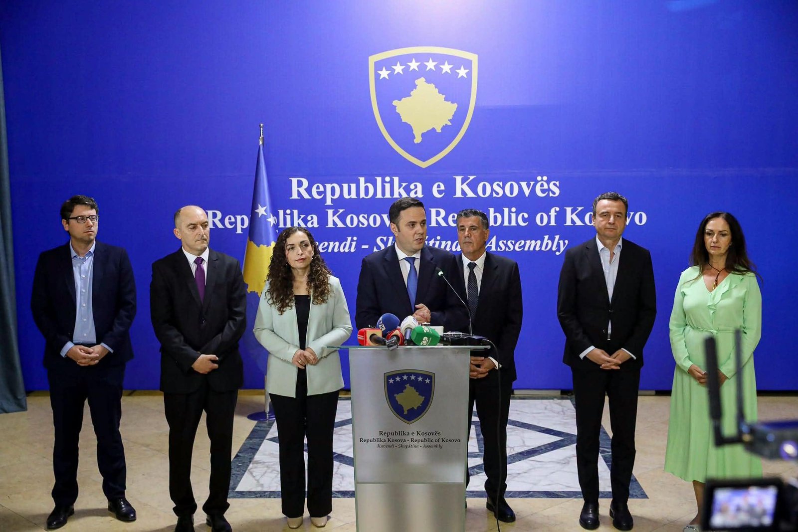 Abdixhiku shkruan për ujdinë me Kurtin  LDK do ta mbështesë Sejdiun për president  pa kërkuar asgjë në këmbim
