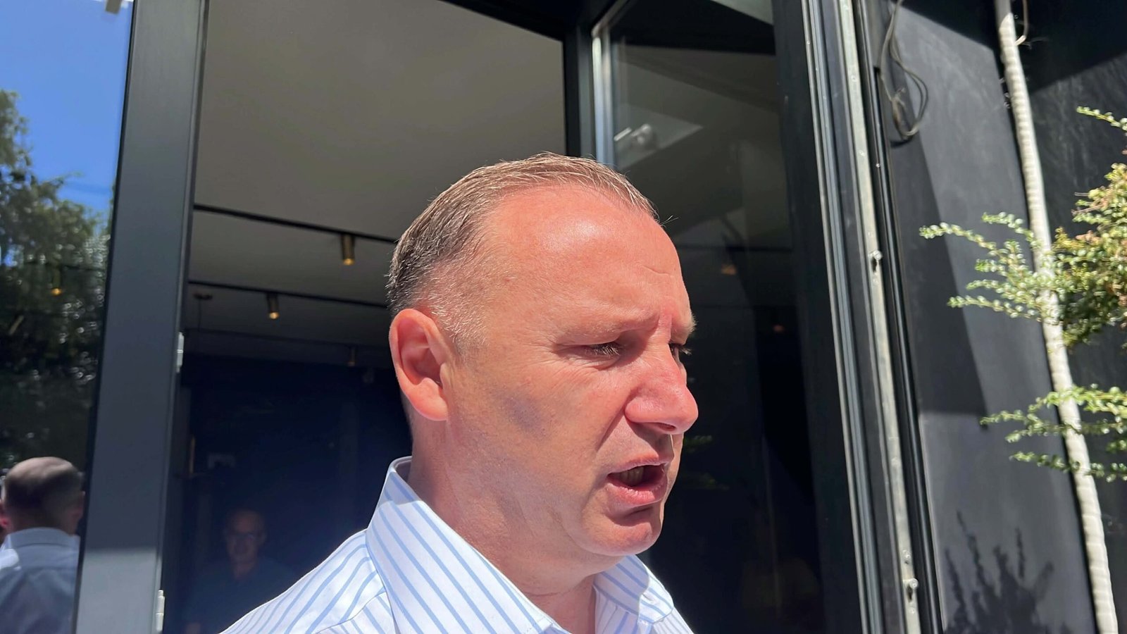 Zemaj për pjesëmarrjen në seancë   Nuk e di  për besë 