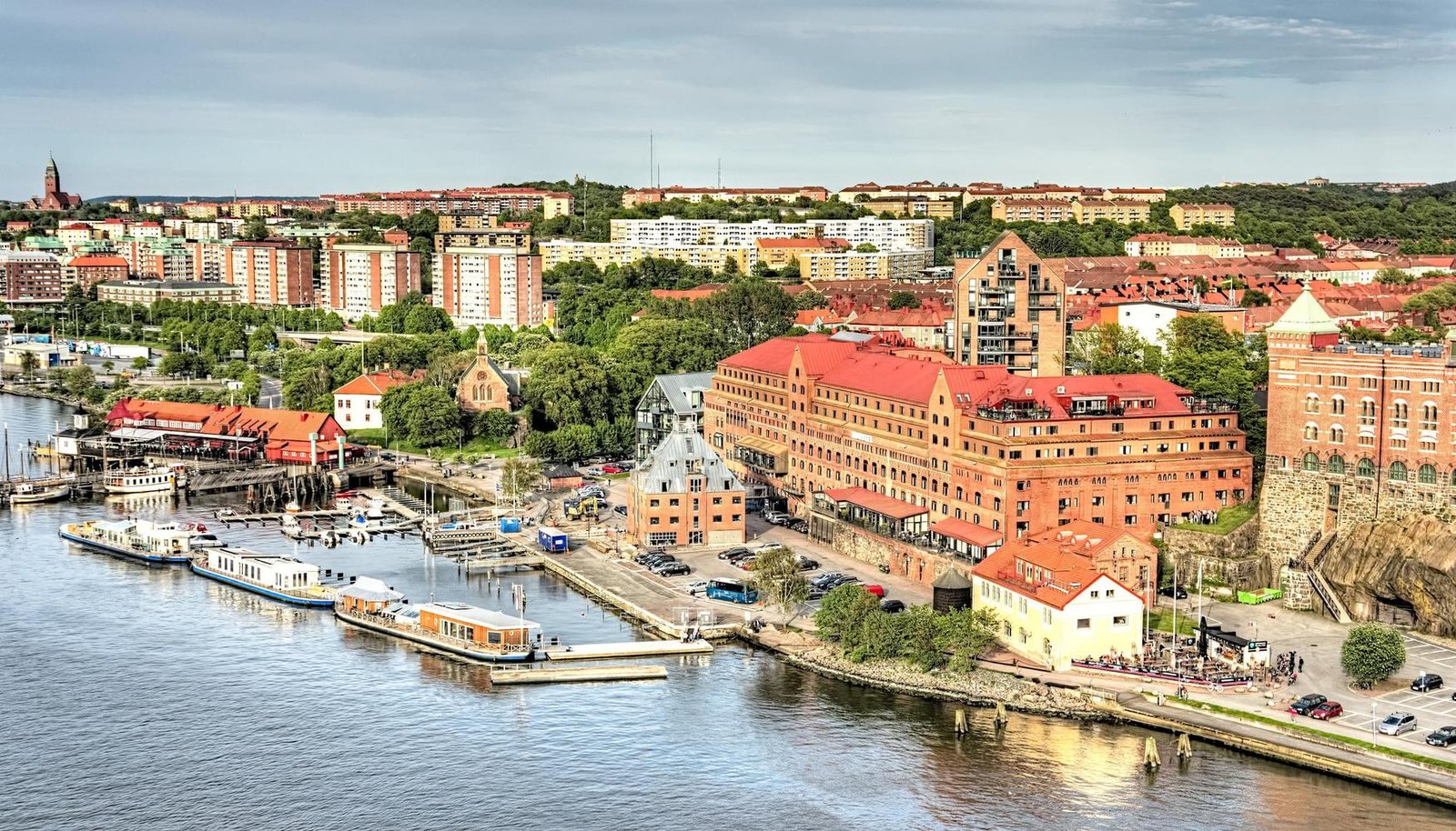 rezervoni-fluturimin-tuaj-drejt-göteborg-ut-me-prishtinaticket