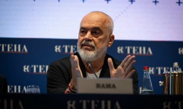 Edi Rama  Serbinë është mirë ta kesh në tryezë e t i thuash se s mund të bësh funeral shtetëror për një kasap