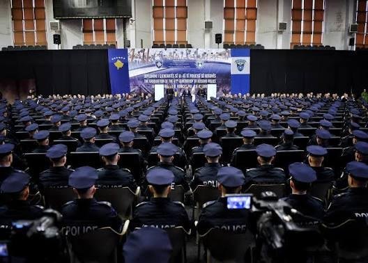 Rrëfimet e gjeneratës së parë  Nga patrullimet pa armë te një polici moderne