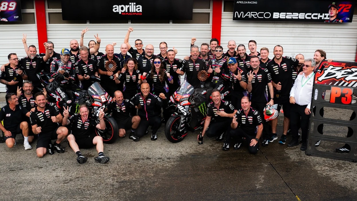 podium-i-dyfishte-per-aprilia-racing-ne-cmimin-e-madh-te-japonise